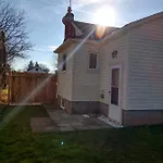 Toronto Furnished Living- Niagara Falls